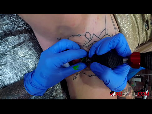 ❤️ Sully Savage ea nang le li-tattoo tse chesang haholo o ile a fumana tattoo clitoris ea hae Lintho tsa bootsoa tsa boleng ho st.image-kassir.ru ❌
